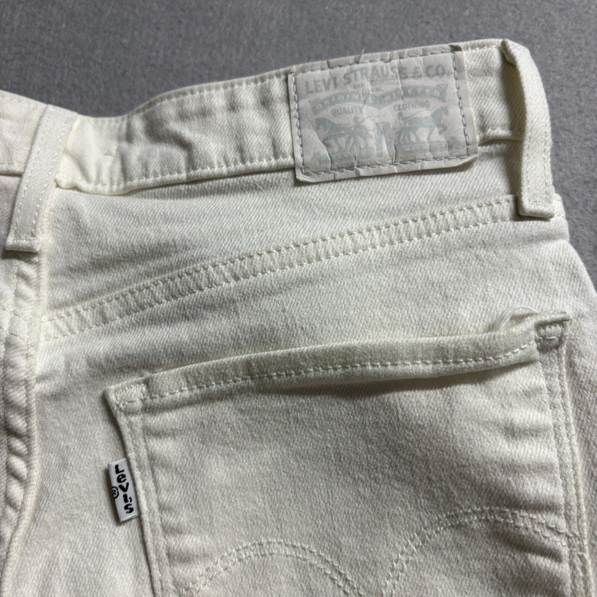 Levis 721 High Rise Skinny Jeans Womens Size 30 White Off White Denim Pants