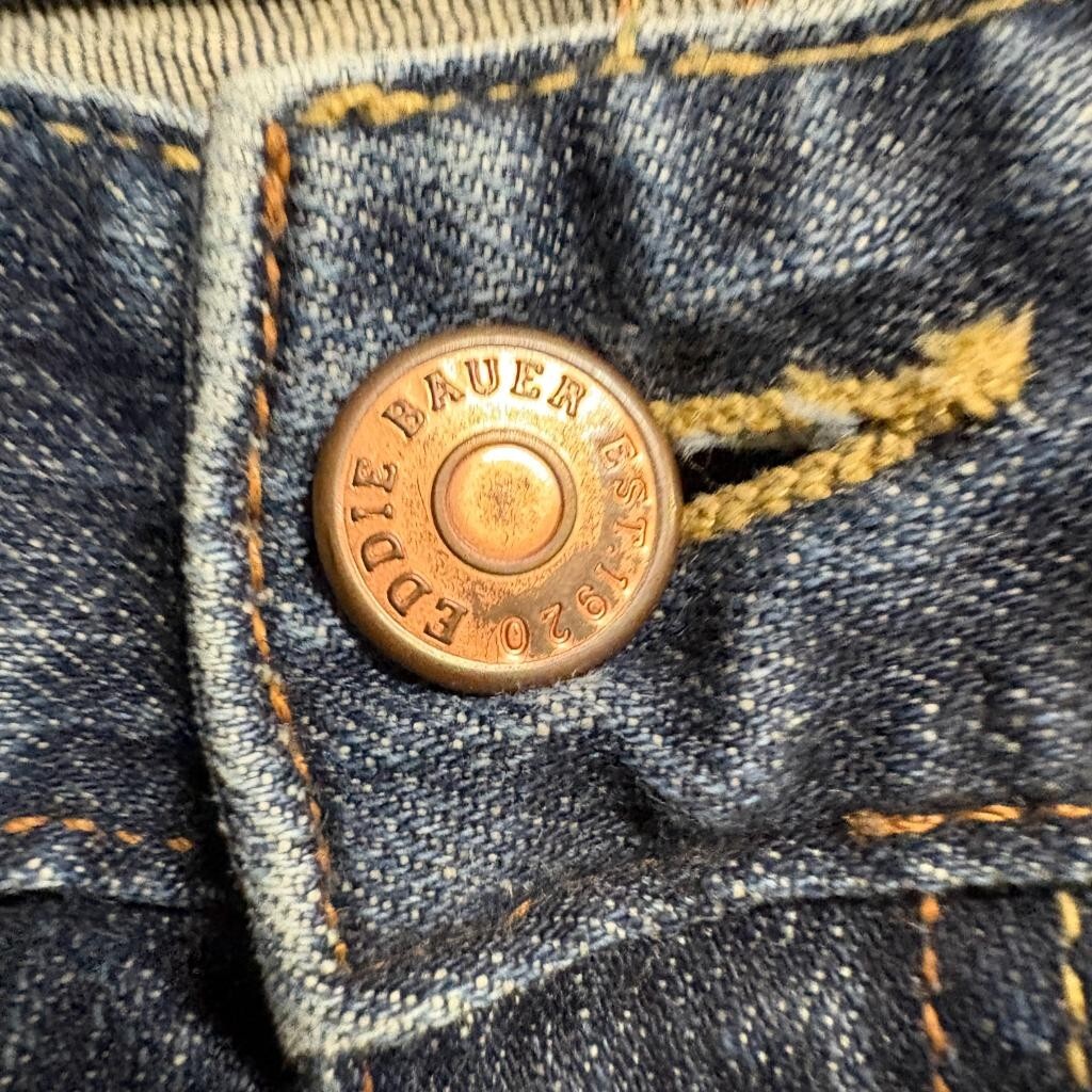 Eddie Bauer Classic Bootcut Jeans Womens 31 Baltic Wash Blue Denim Mid Rise