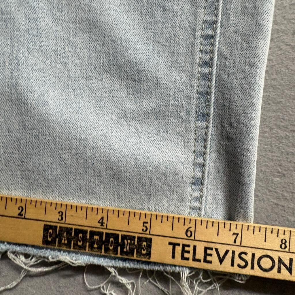 Oat New York Jeans Womens 0/25 Light Wash Raw Hem Stretch Denim Straight Leg