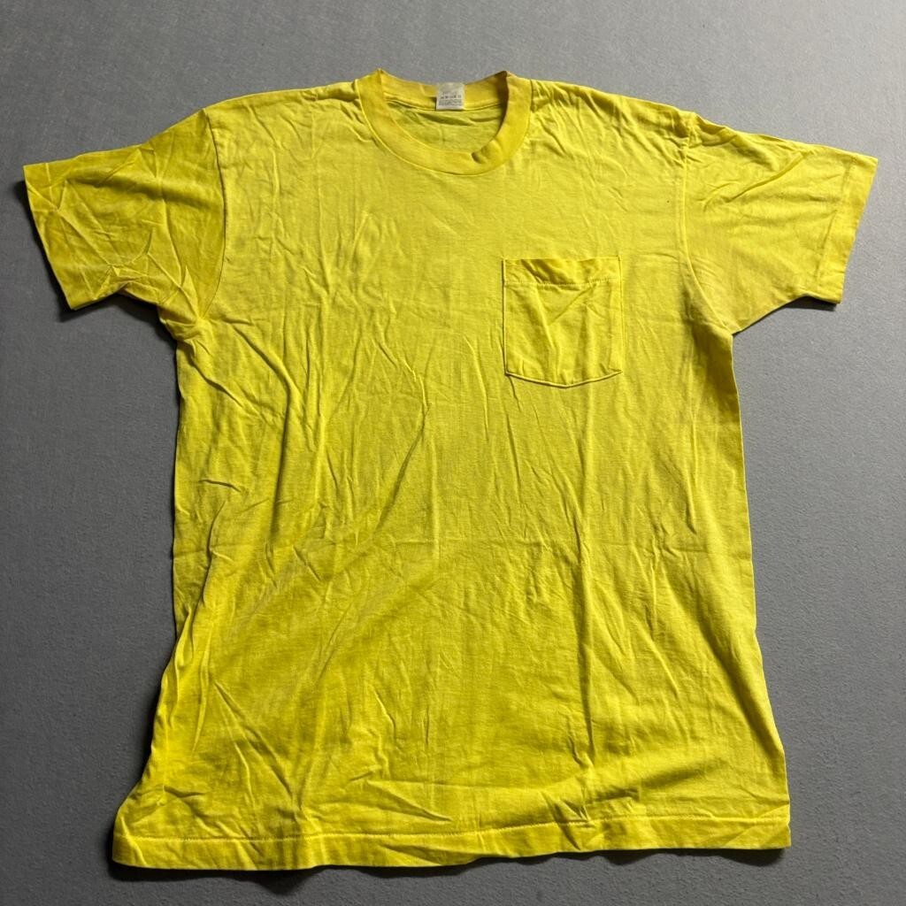Vintage Fruit of the Loom Pocket T-Shirt Mens XL Yellow Blank Single Stitch USA