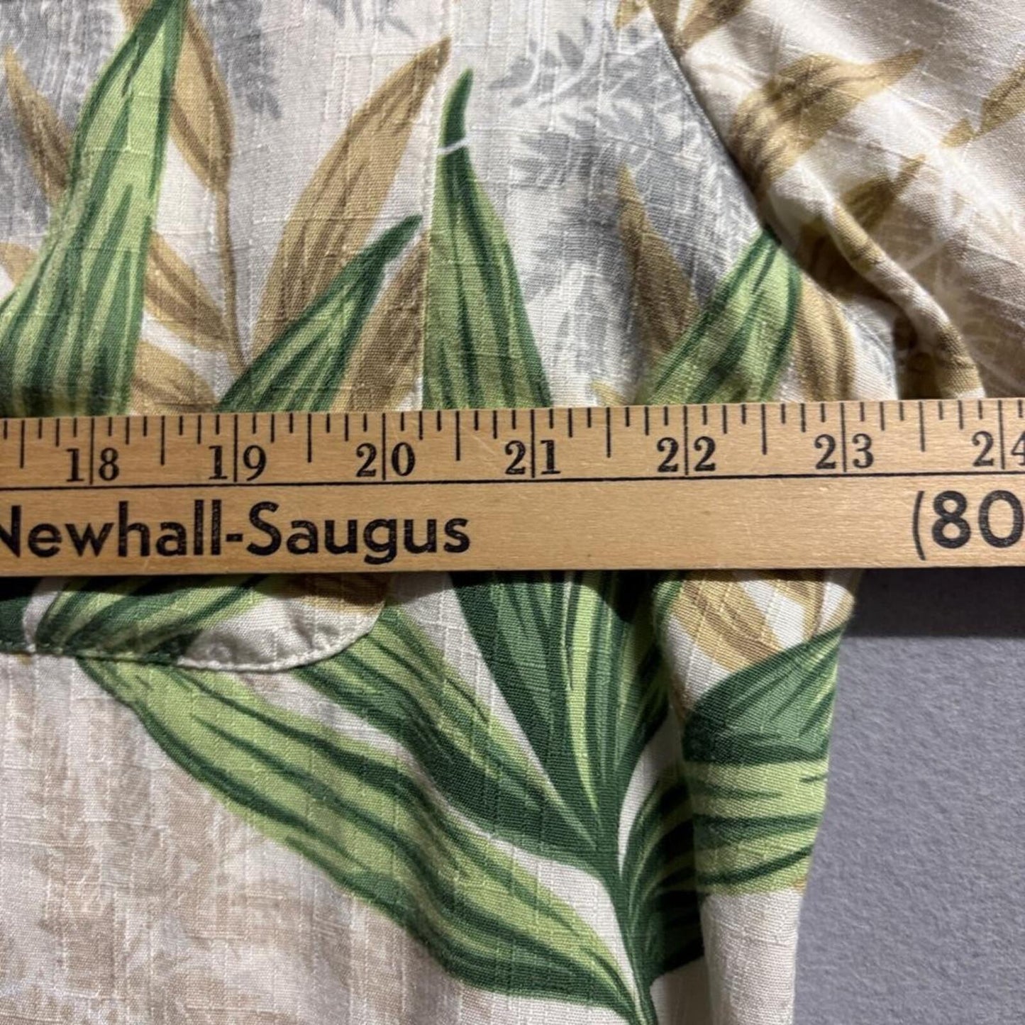 Caribbean Joe Hawaiian Shirt Mens XXL Beige Rayon Tropical Leaf Camp Button Up