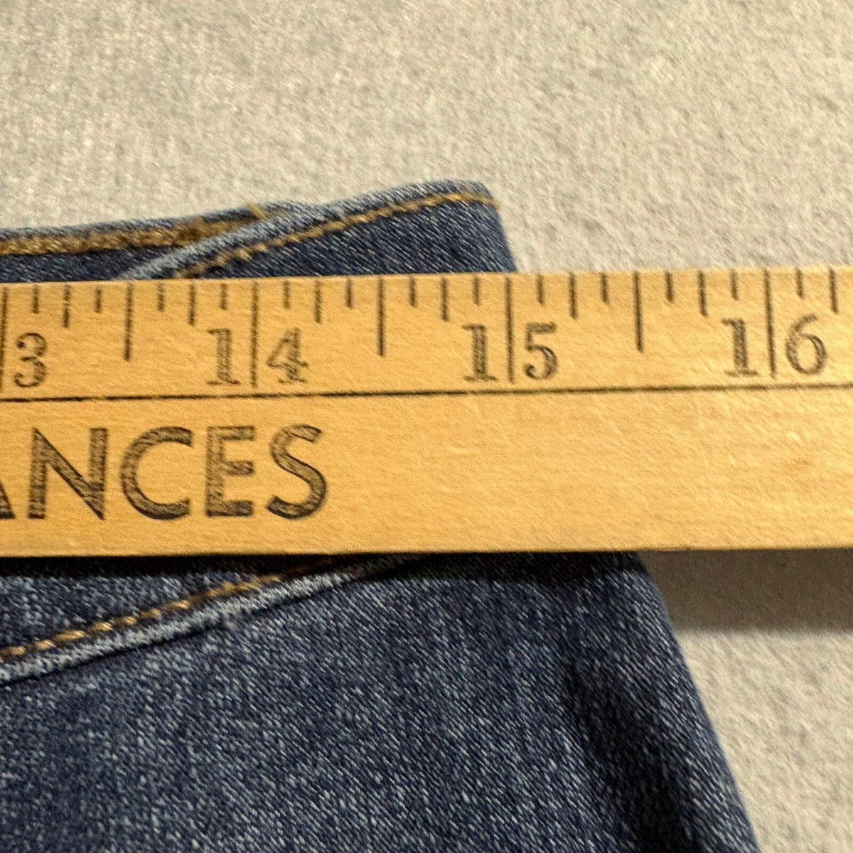 Gloria Vanderbilt Amanda Jeans Womens 8 Short Blue High Rise Tapered Leg Stretch