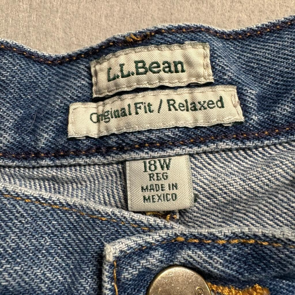 LL Bean Original Fit Relaxed Jeans Womens 18W Reg Blue Denim High Rise Cotton