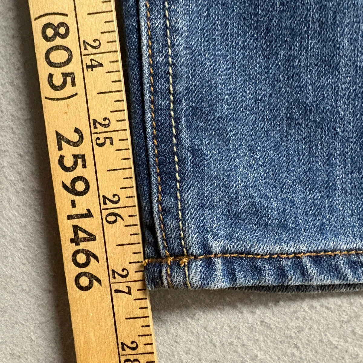 Dollhouse Mid Rise Capri Jeans Womens Size 13 Blue Distressed Button Fly Denim