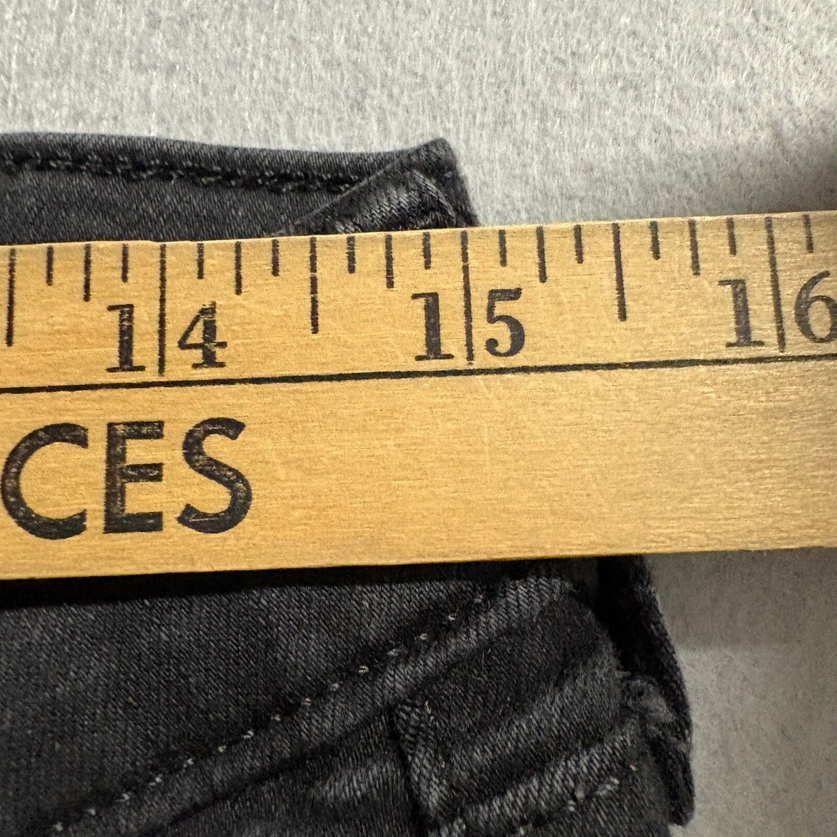 Levi's Classic Skinny Jeans Womens 12M Black Denim Stretch Pants W31 L30