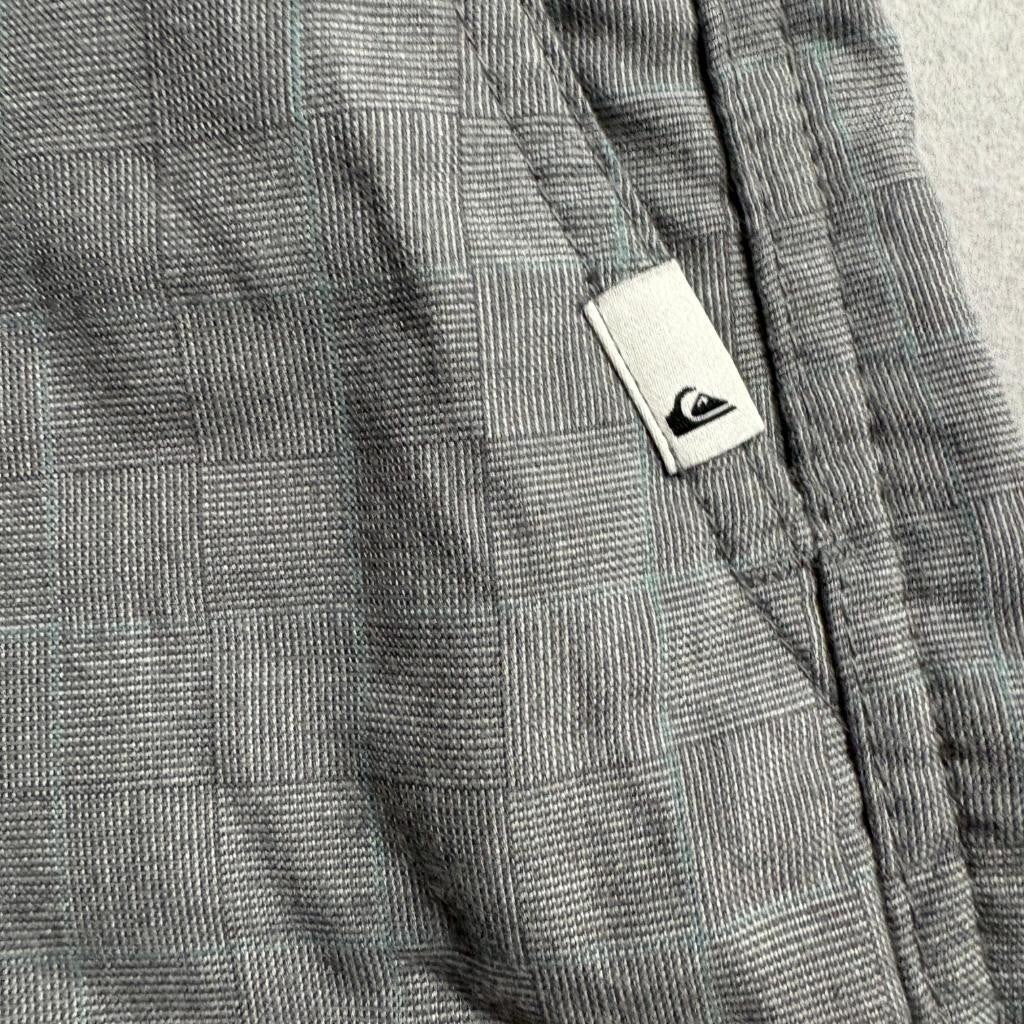 Quiksilver Mens Chino Shorts Size 38 Gray Plaid Textured Regular Fit Flat Front