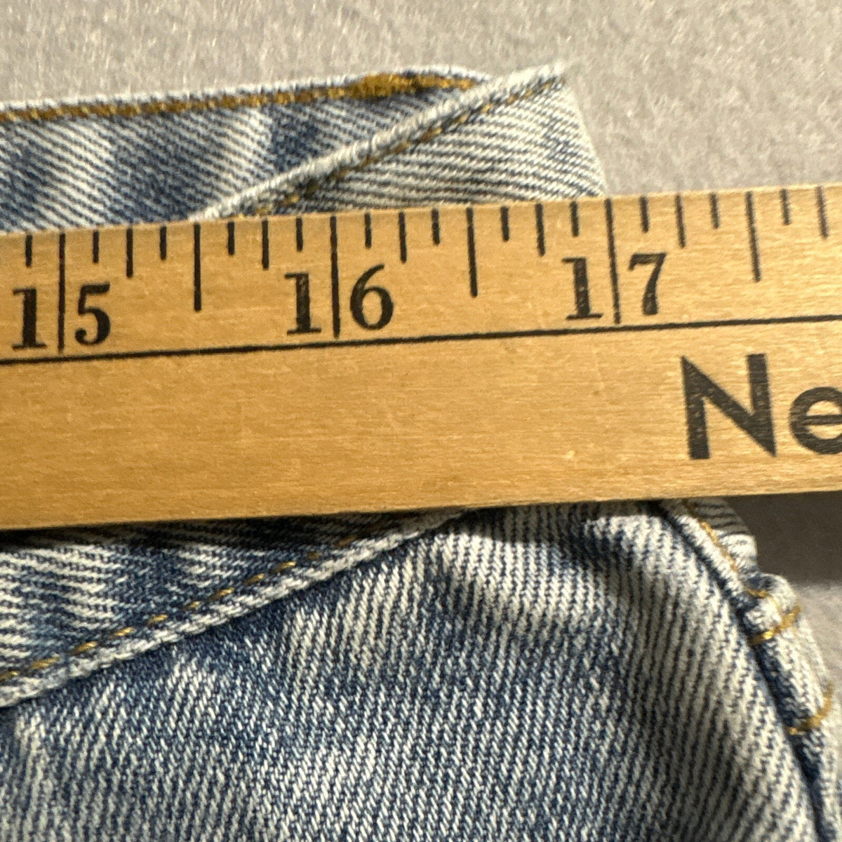 Venroy Mens Jeans Size 34 Light Blue Wash 100% Cotton Straight Leg Denim Pants