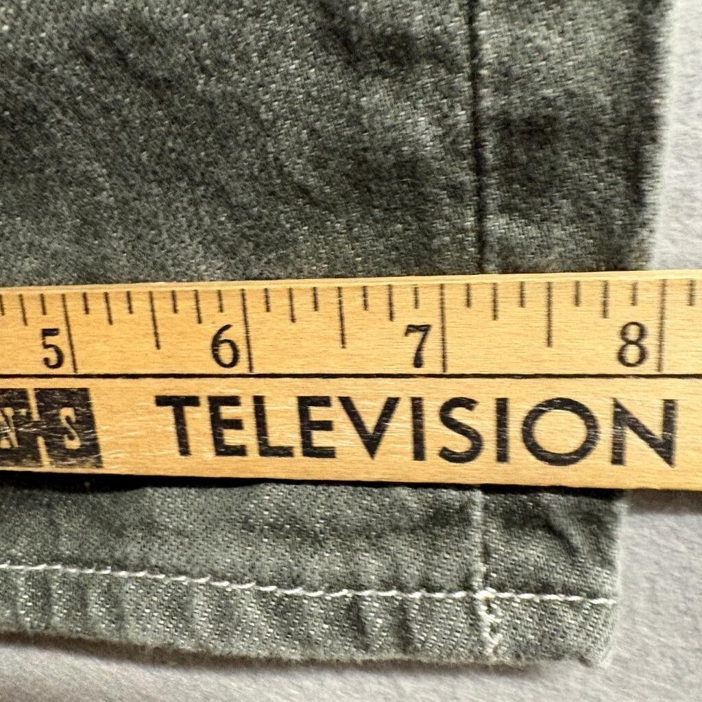 Levis 501 Original Fit Jeans Mens 32x34 Gray Black Denim Button Fly Straight Leg
