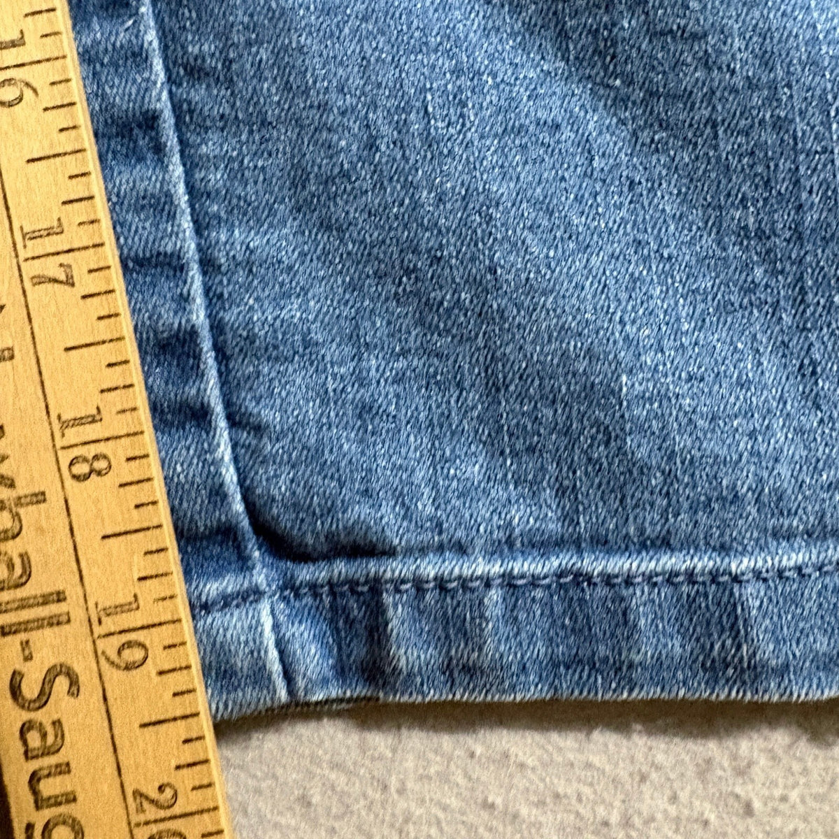 Blair Womens Pull On Denim Crop Pants Size 10 Blue Stretch Elastic Waist Capris