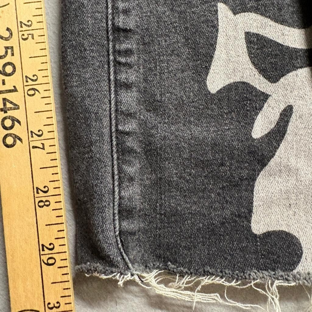 Shein Distressed Graphic Print Jeans Womens Large Black Raw Hem Ripped Denim