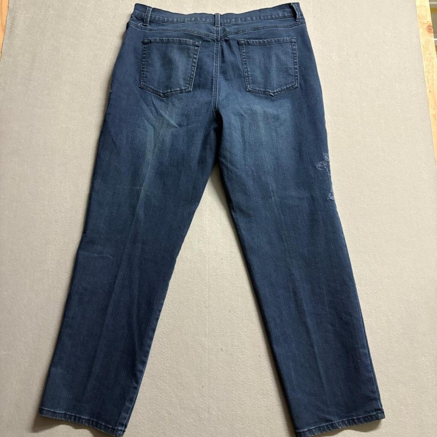 Gloria Vanderbilt Amanda Jeans Womens 18 Blue Denim Floral Embroidered Straight