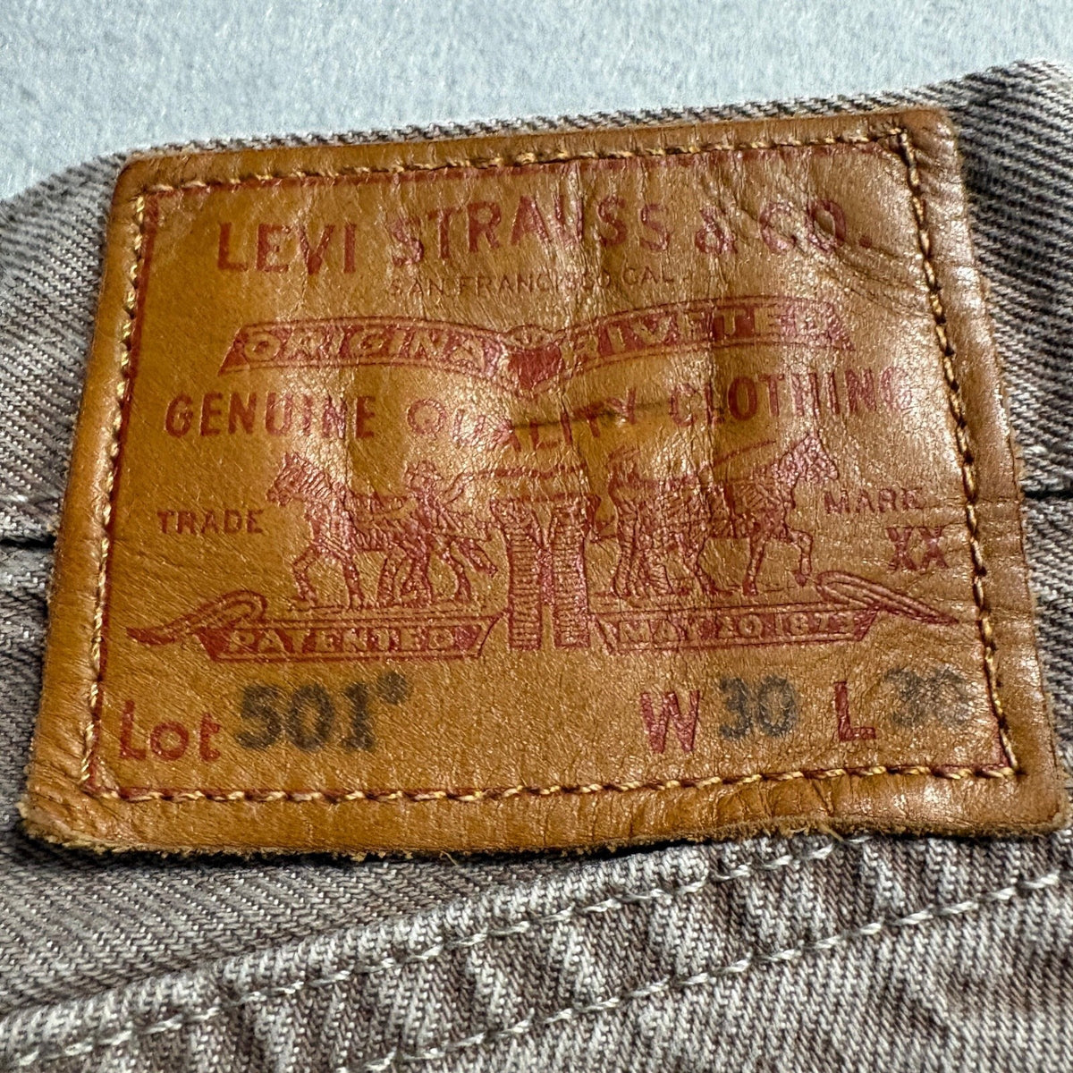 Levi's Premium 501 Original Fit Jeans Mens W30 L30 Brown Beige Denim Button Fly