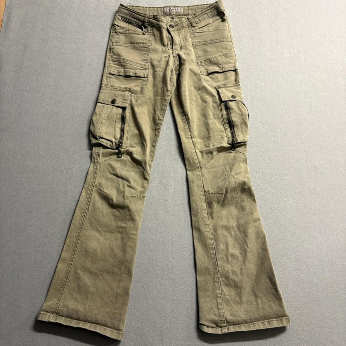 Cello Jeans Womens Small Olive Green Cargo Pants Flare Leg Low Rise Y2K Utility