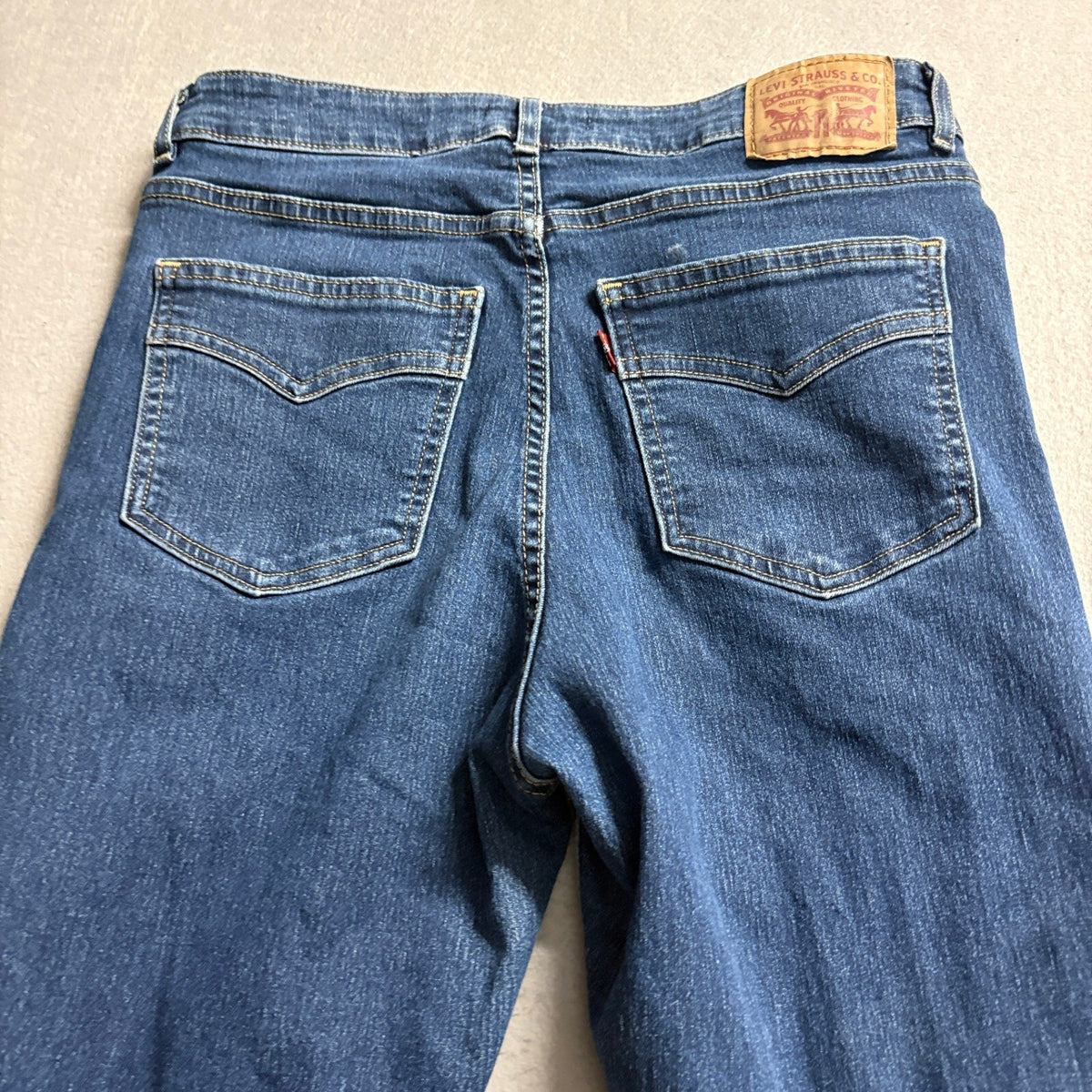 Levi's 725 High Rise Bootcut Jeans Womens 30x32 Blue Denim Front Seam Stretch