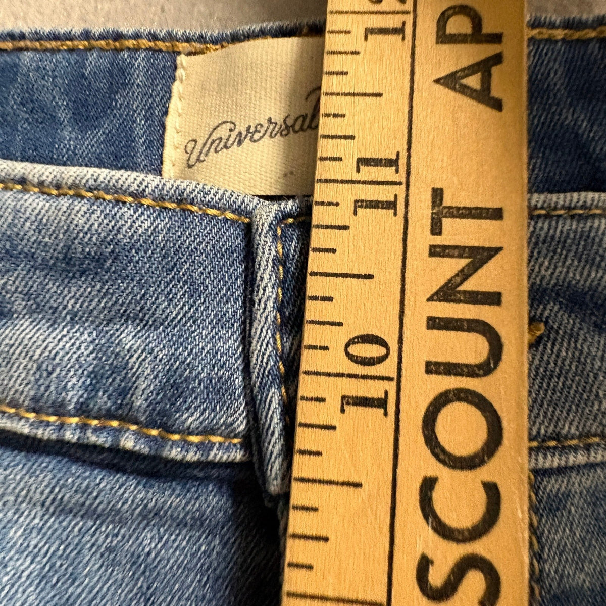 Universal Thread High Rise Skinny Jeans Womens 10 30 Patchwork Blue Denim