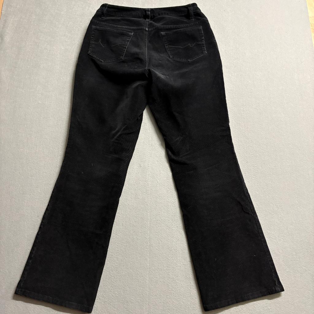 St. John's Bay Corduroy Pants Womens 8 Black Stretch Bootcut Mid Rise Cotton