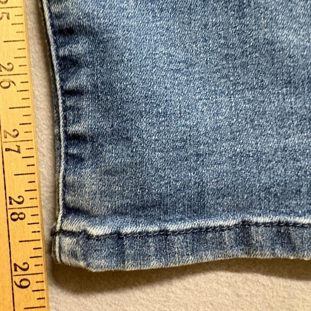 Gloria Vanderbilt Amanda Pull On Jeans Womens Size 8 Blue Denim Stretch Straight