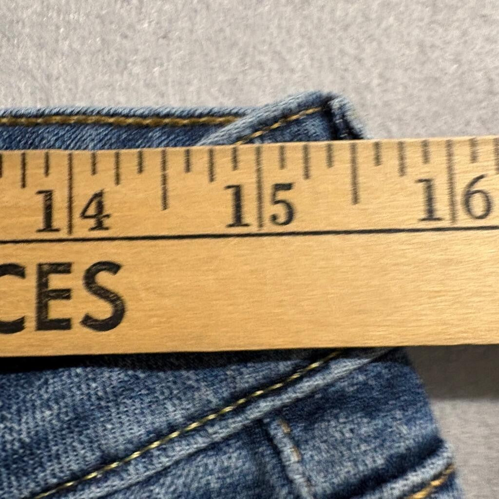 Levi's 811 Curvy Skinny Jeans Womens 31 Blue Denim Distressed Ripped Stretch