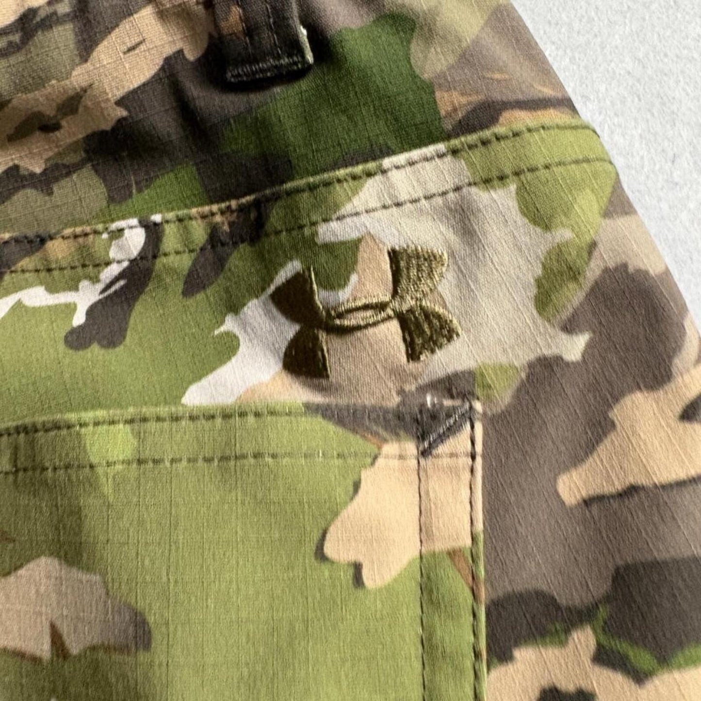Under Armour Camo Hunting Pants Mens 34x32 Forest Camouflage Ripstop