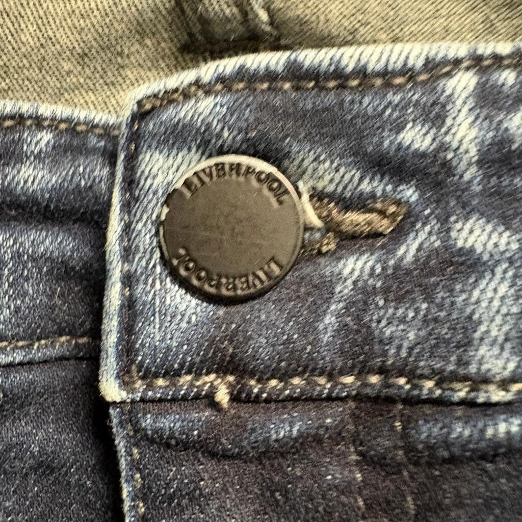 Liverpool Los Angeles Skinny Jeans Womens 14/32 Eco Logical Dark Acid Wash Blue