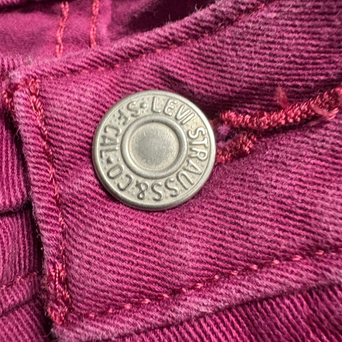 Levi's 535 Super Skinny Jeans Womens Size 25 Purple Magenta Stretch Denim Pants