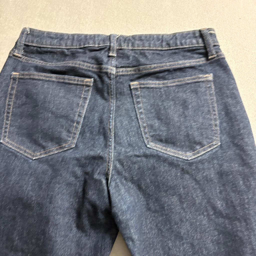 Uniqlo Jeans Womens 29 Dark Wash Blue Denim Straight Leg Stretch Pants