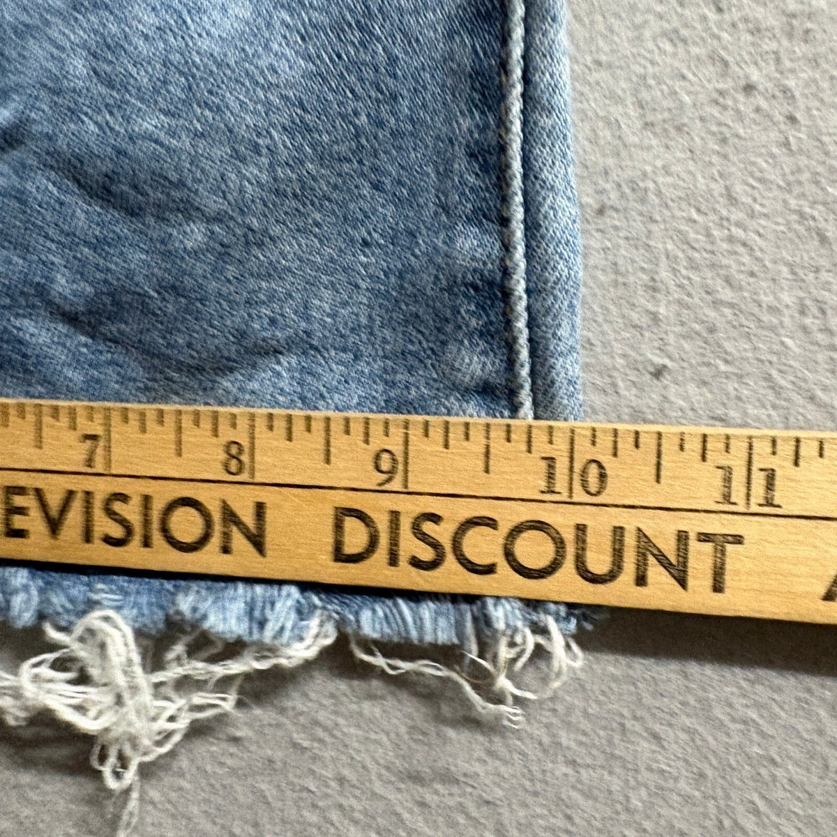 Hidden Los Angeles High Rise Wide Leg Jeans Womens Size 24 Distressed Raw Hem
