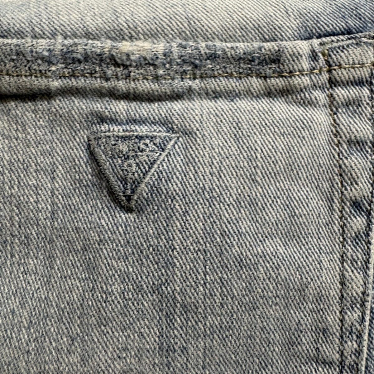 GUESS Los Angeles Brittney Relaxed Skinny Jeans Mens Women Size 28 Light