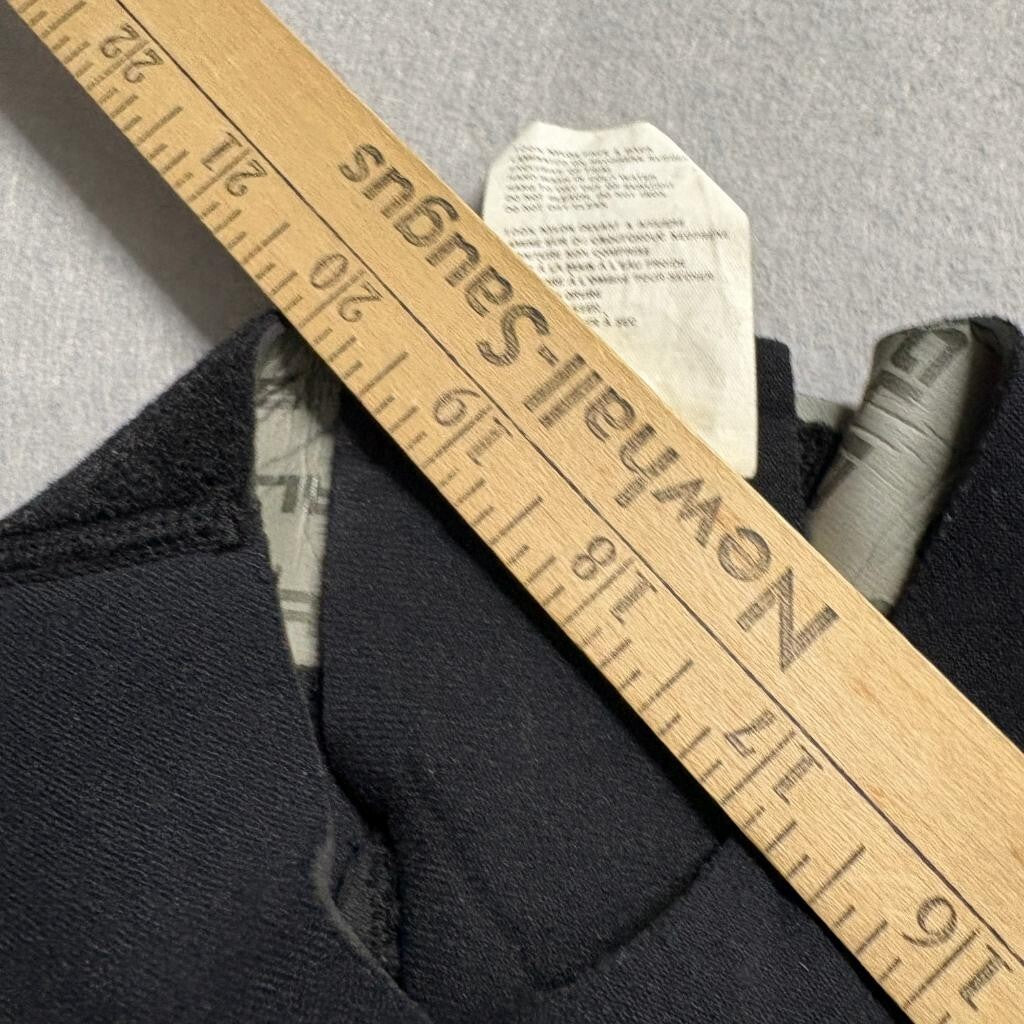 Bare Plazma Wetsuit Mens ML Black Silver 2/2mm Powerstretch Shorty Springsuit