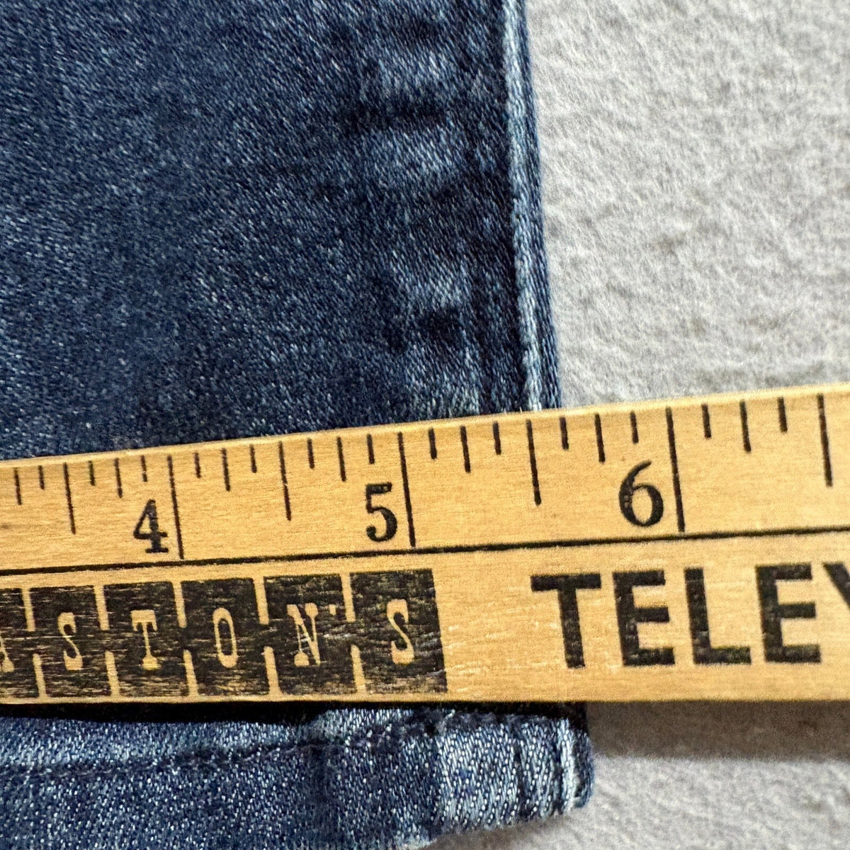 Hudson Jeans Womens 31 Skinny Dark Wash Stretch Denim Blue Pants Cuffed Inseam