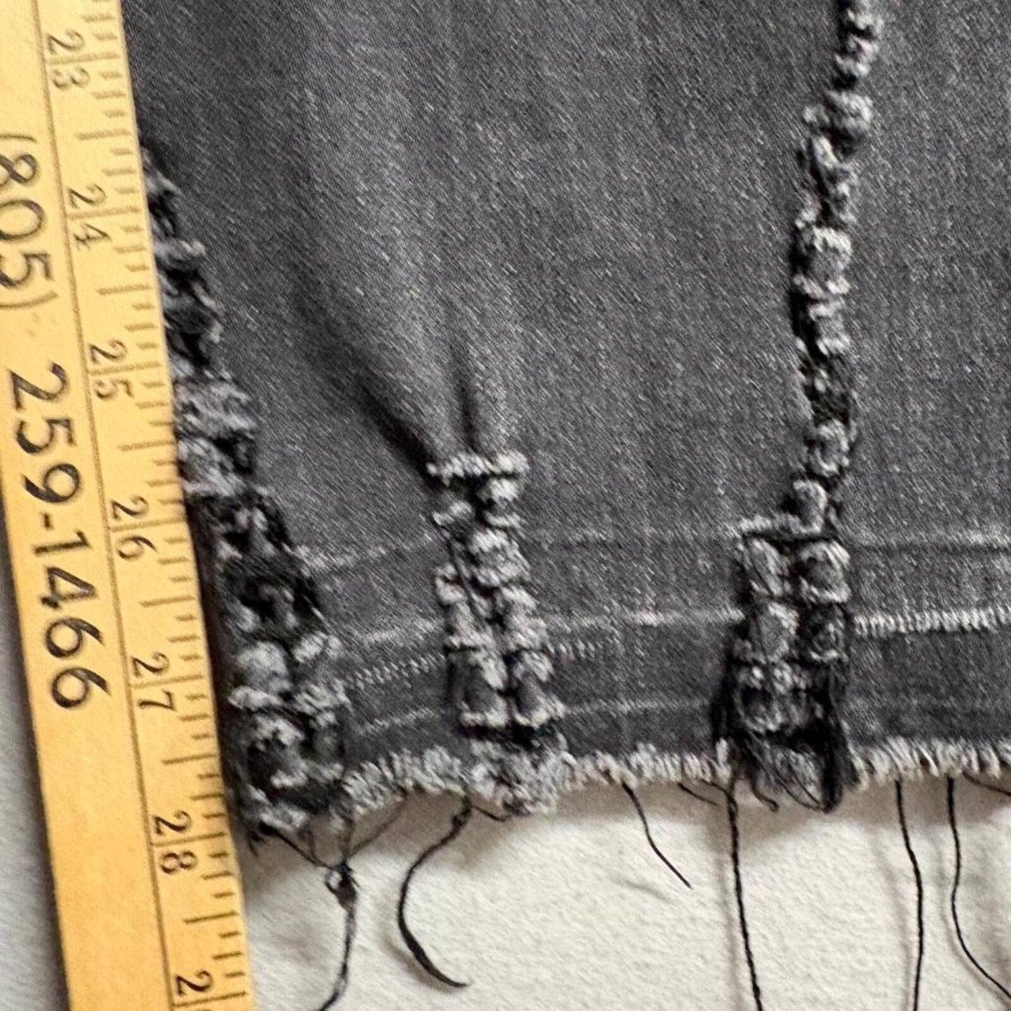 Liverpool Los Angeles The Straight Jeans Womens 12/31 Black Frayed Distressed