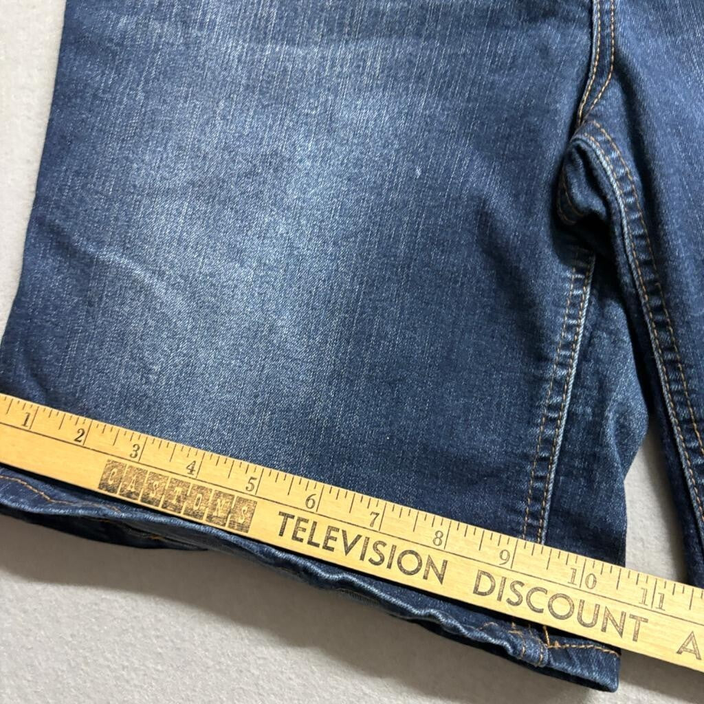 1822 Denim Bermuda Shorts Womens Size 14 Blue Stretch Denim Mid Rise Casual