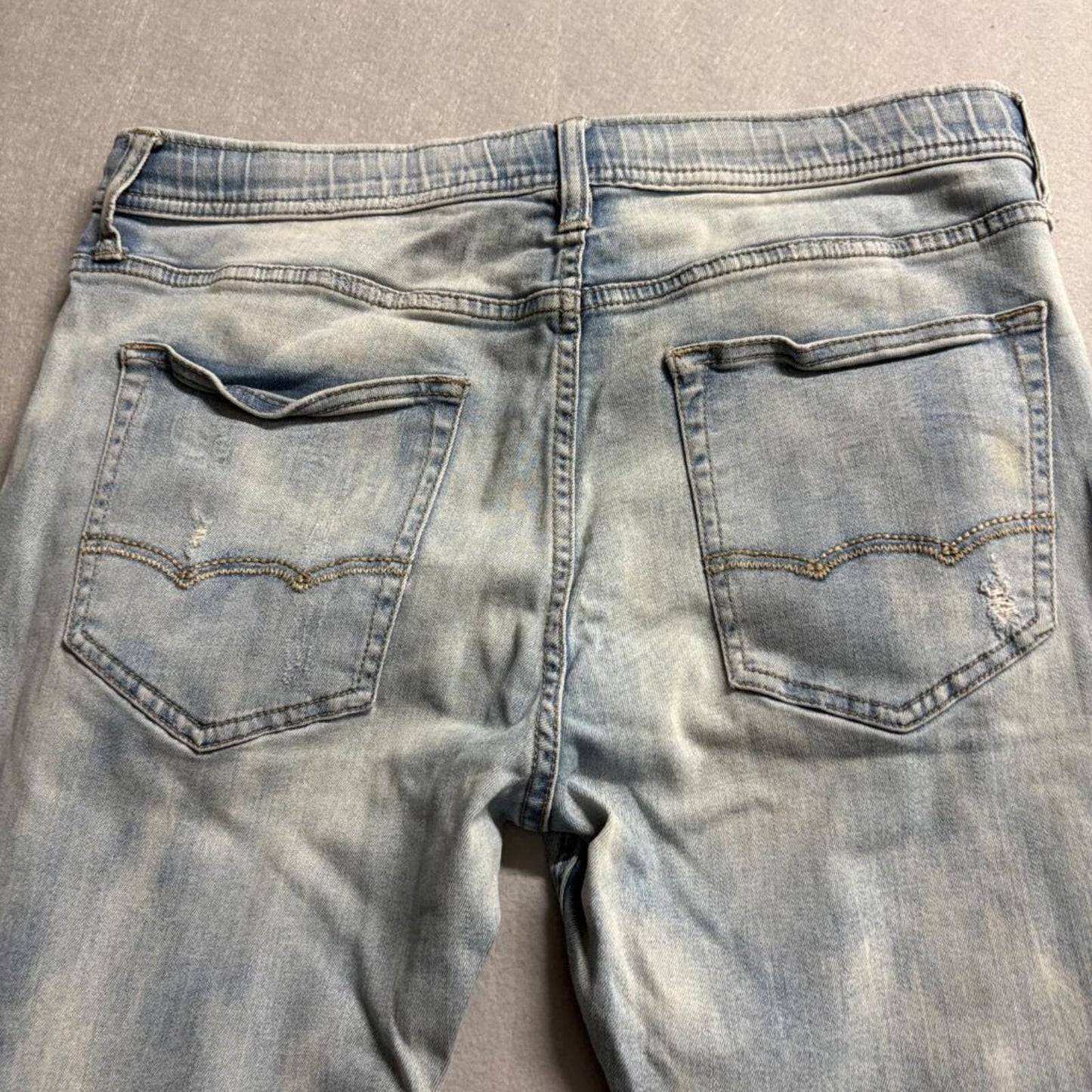 American Eagle Active Flex Denim Joggers Mens Medium Distressed Light Wash Jeans