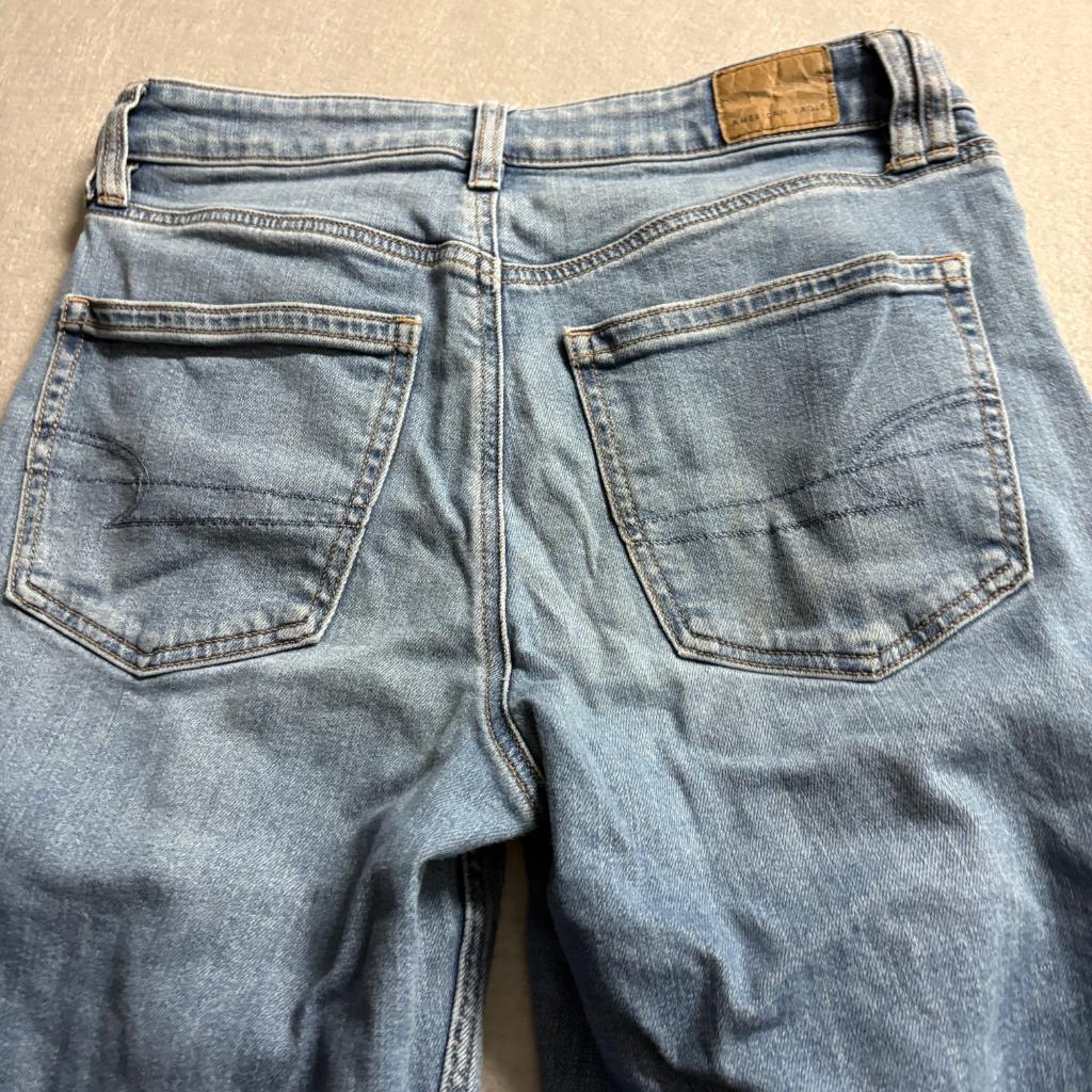 American Eagle Super High Rise Baggy Wide Leg Cargo Jeans Womens 6 Regular Blue