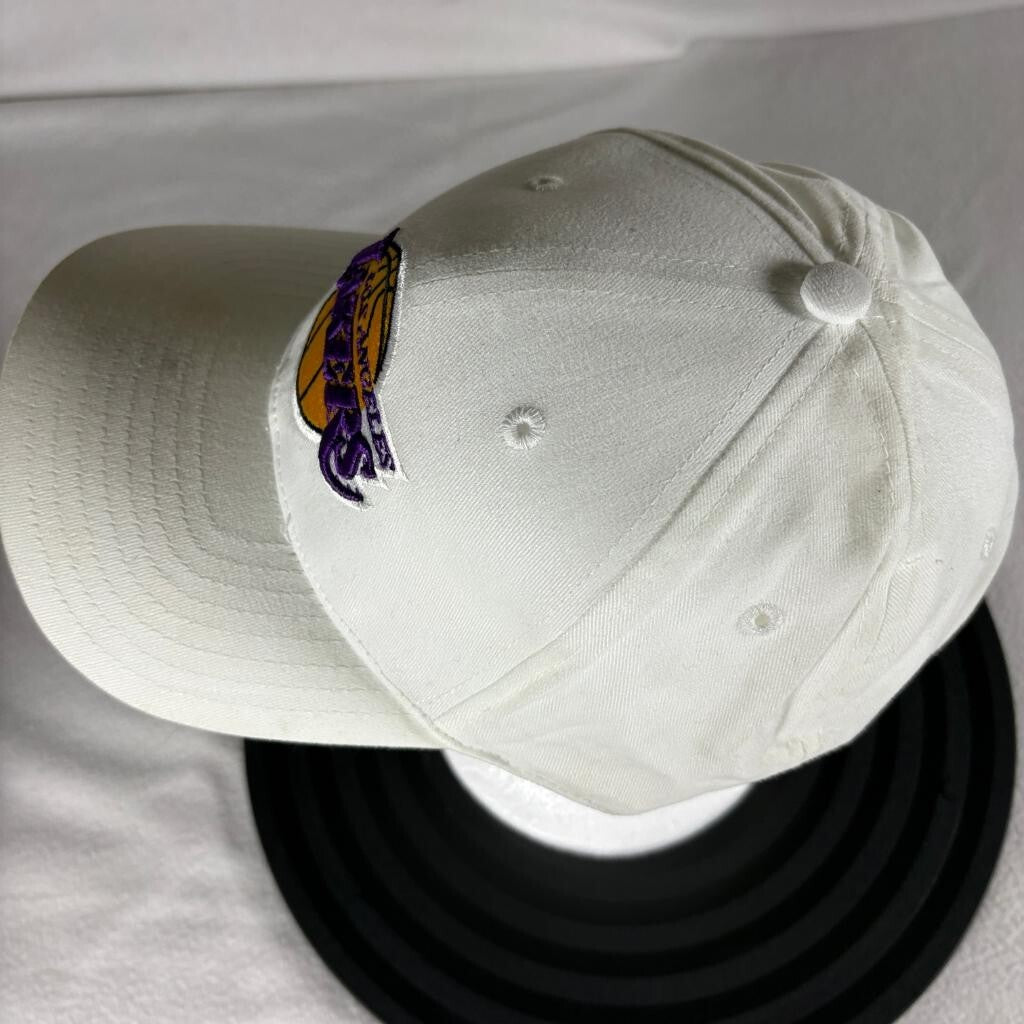 Los Angeles Lakers New Era Hat Cap White Adjustable Strapback Adult NBA