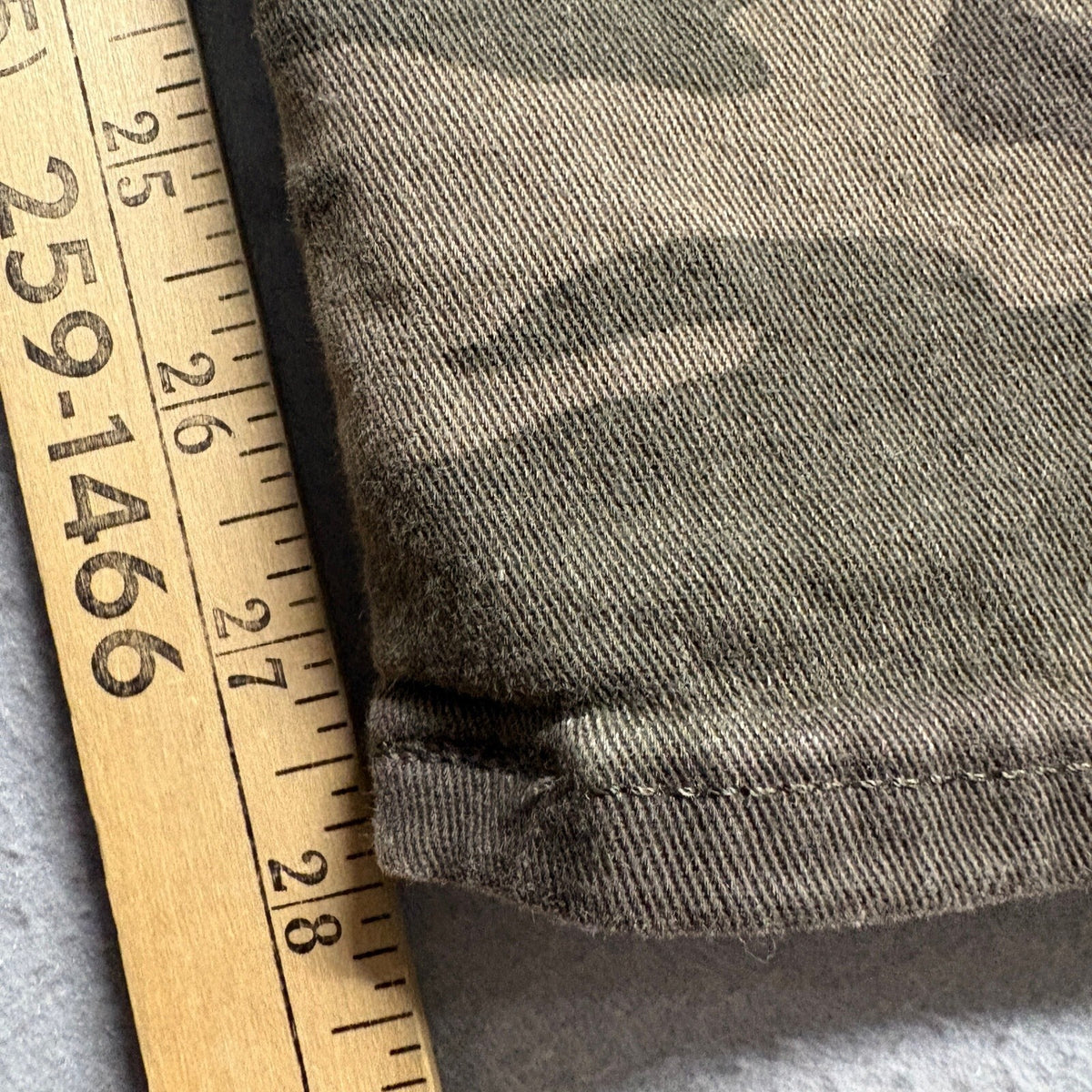 Levis 311 Shaping Skinny Jeans Womens 18W Camo Camouflage Stretch Denim