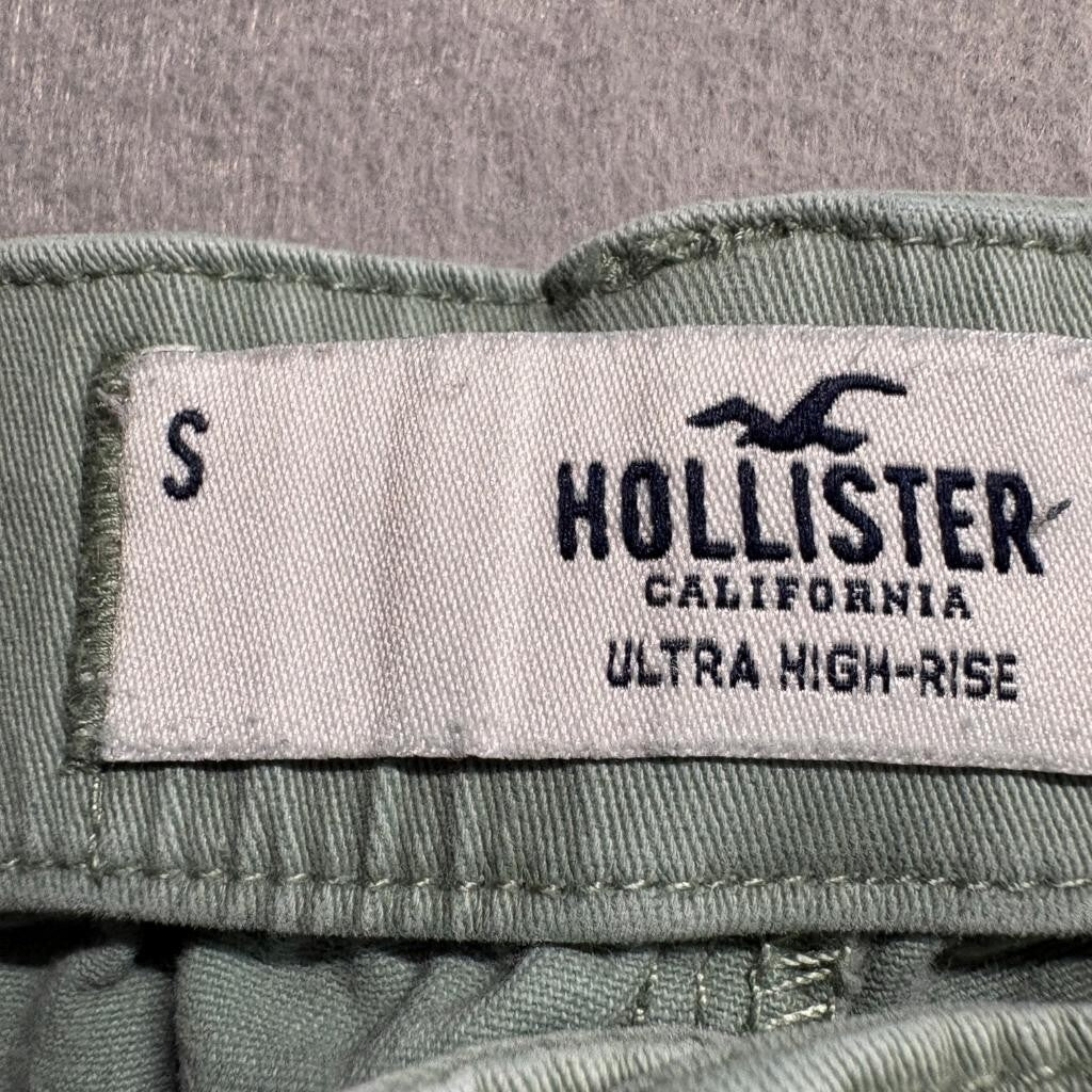 Hollister Ultra High Rise Cargo Pants Womens Small Sage Green Raw Hem Wide Leg