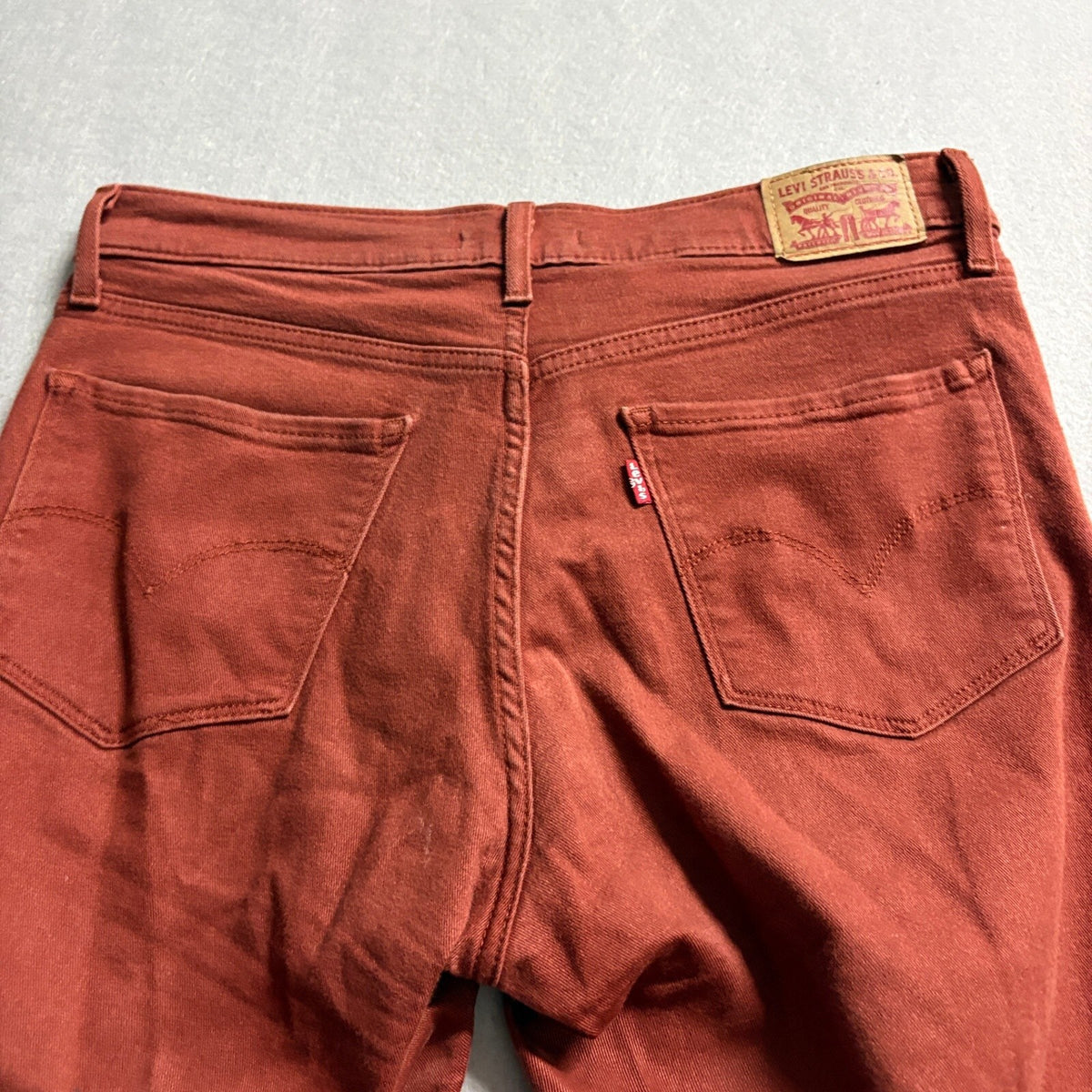 Levis 311 Shaping Skinny Jeans Womens Size 29 W29 L30 Rust Red Button Fly Denim