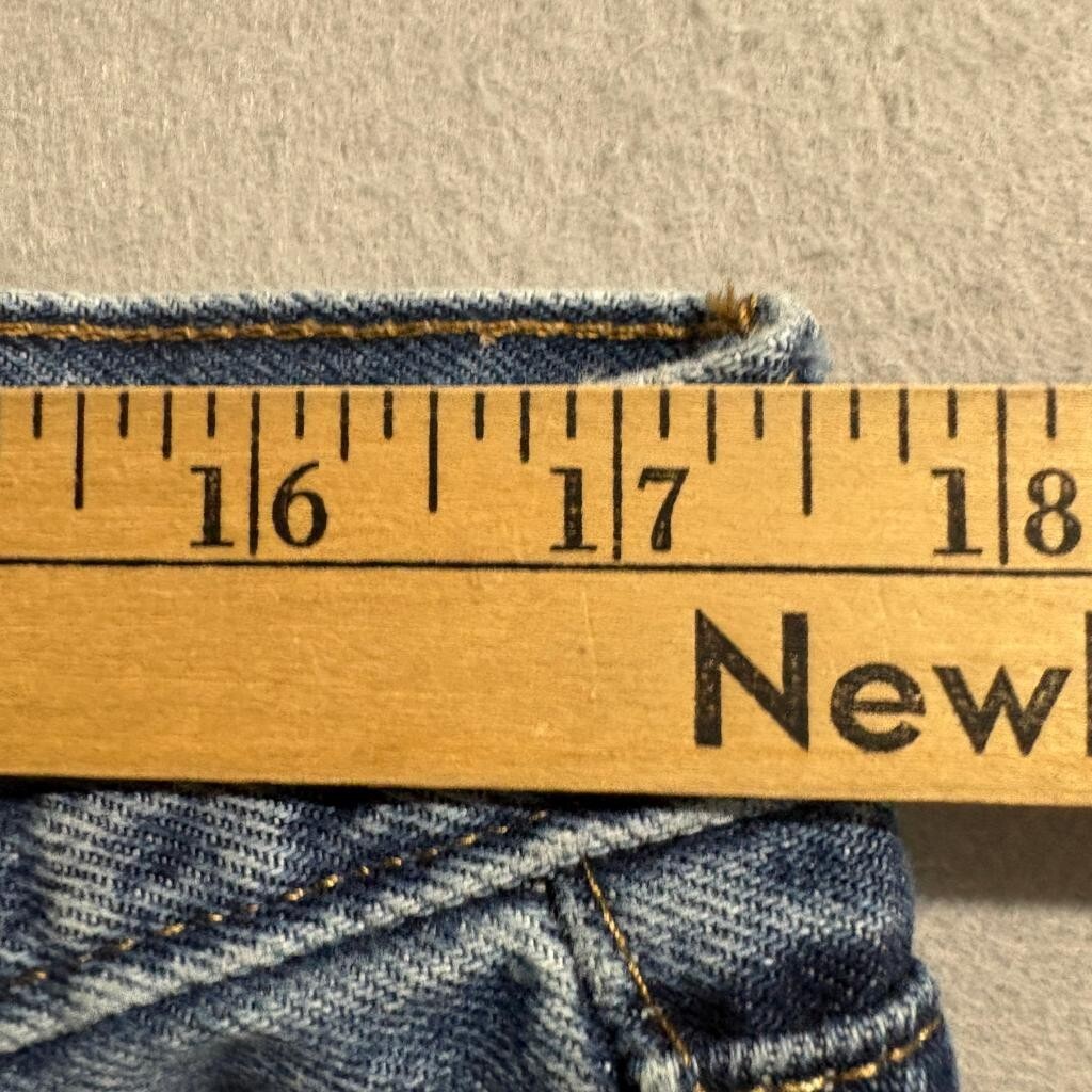Calvin Klein Standard Straight Jeans Mens 34x30 Blue Denim Classic Fit Pant