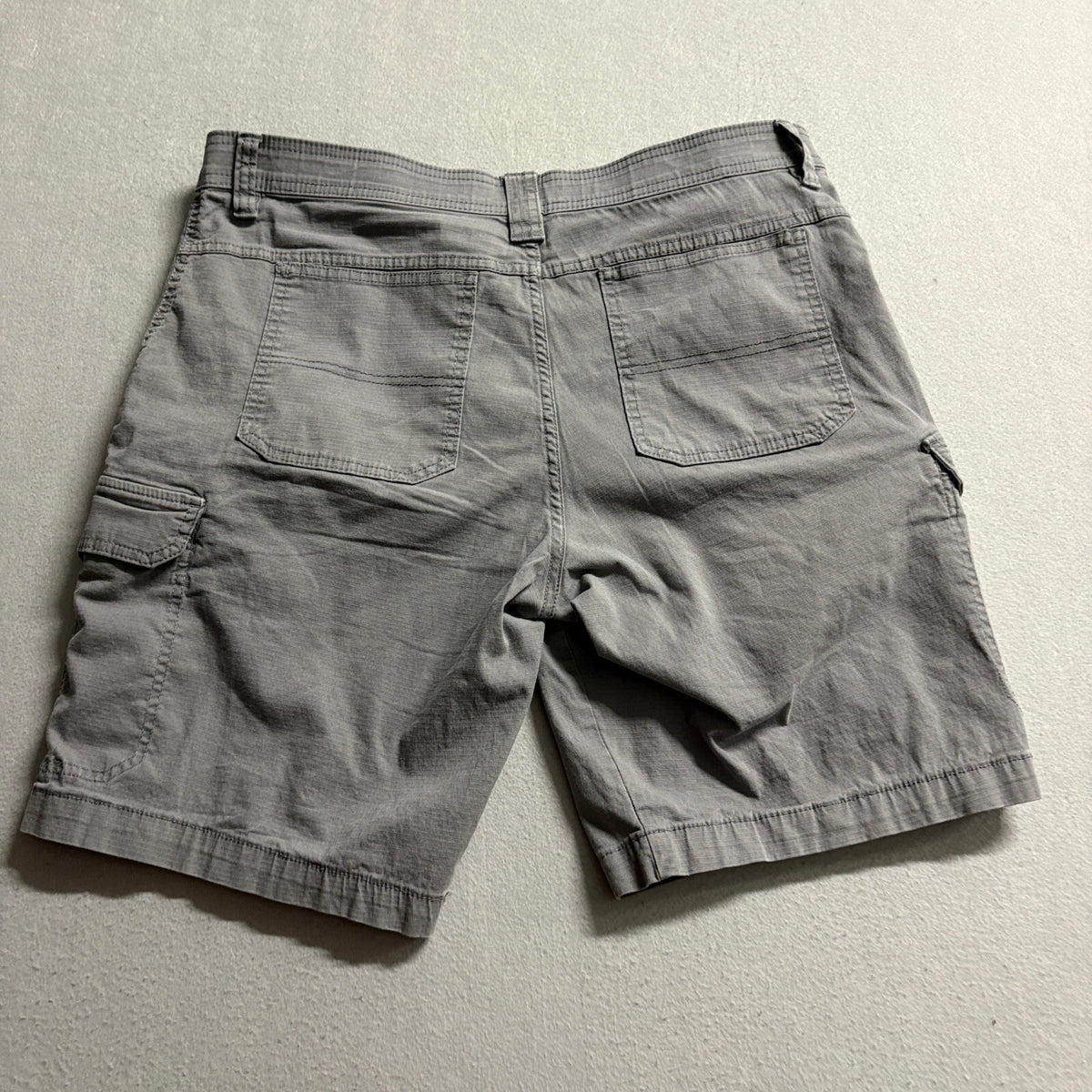 Copper & Oak Mens Gray Stretch Cotton Cargo Shorts Size 34 Flap Pockets Zip