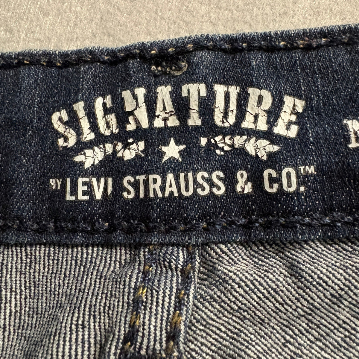 Signature by Levi Strauss & Co Women Modern Straight Jeans Blue Denim Sz 10