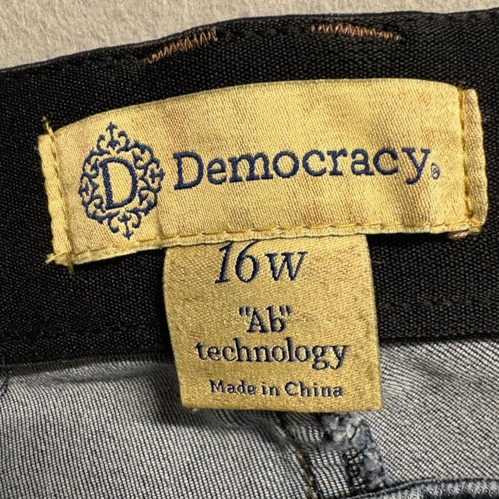 Democracy Ab Technology Crop Jeans Womens 16W Blue Distressed Frayed Cuff Denim