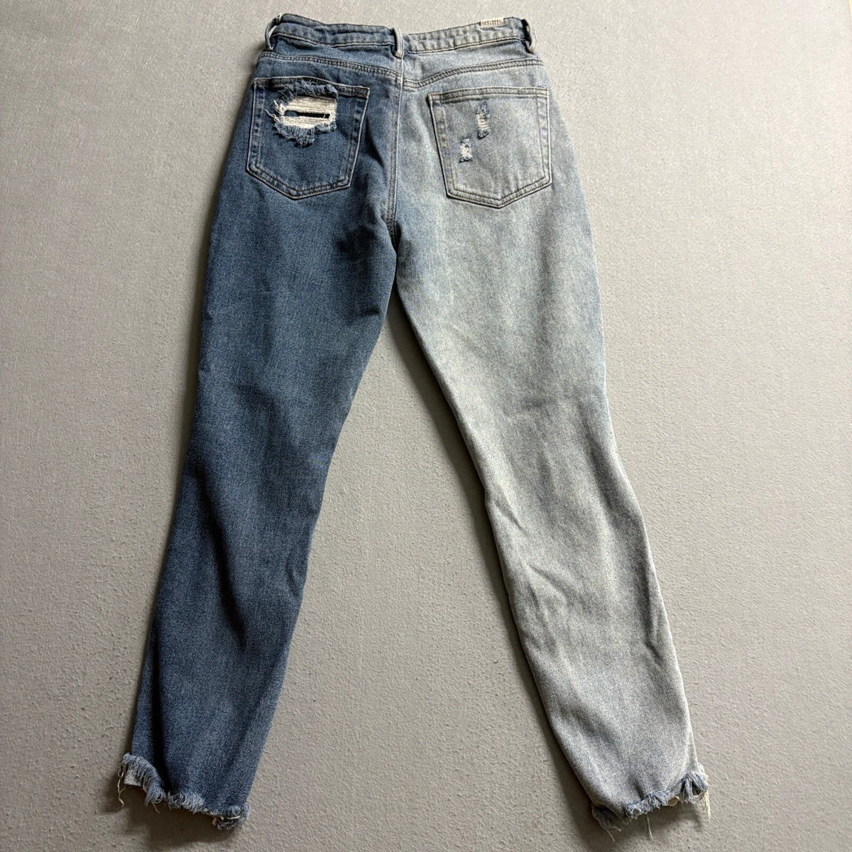 Almost Famous Two Tone Split Color Distressed Jeans Womens Size 3 Blue Denim