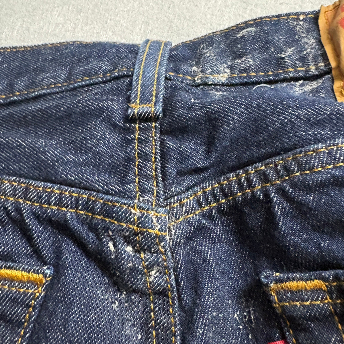 Levis 501 Original Fit Jeans Mens 30x32 Dark Wash Blue Denim Button Fly