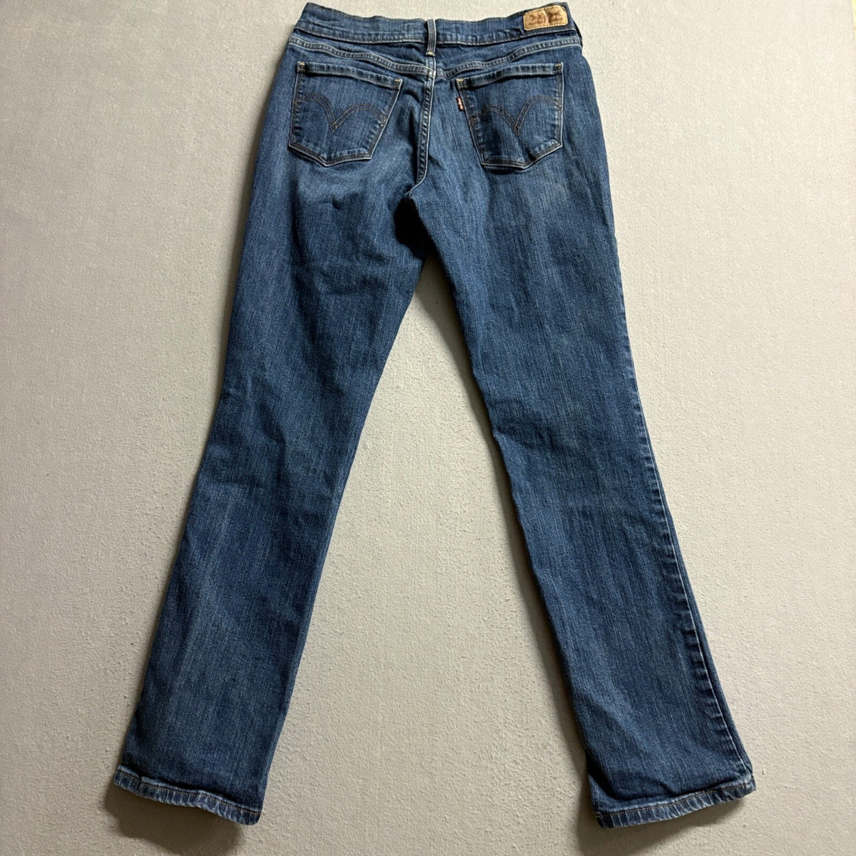 Levis 505 Straight Leg Jeans Womens Size 4 Medium Wash Denim Blue W27 L32