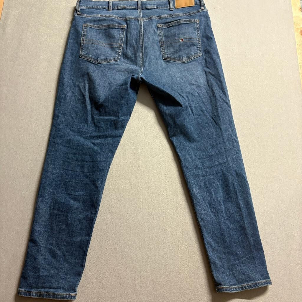 Tommy Hilfiger Jeans Mens 38x32 Blue Denim Straight Leg Stretch Pants