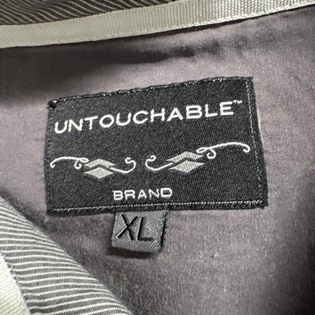 Untouchable Brand Mens XL Gray White Striped Long Sleeve Button Up Shirt