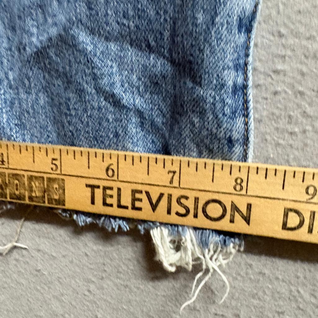 Levi's 501 Original Fit Jeans Mens 30x30 Blue Denim Button Fly Cut Off Hem