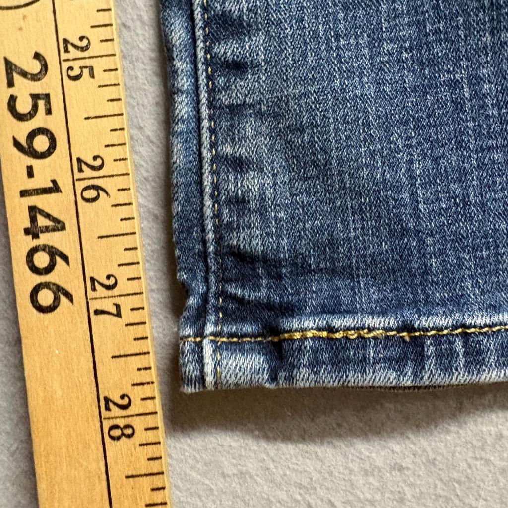 Levis Classic Bootcut Jeans Womens 29 Medium Wash Blue Denim Stretch 8S W29 L30
