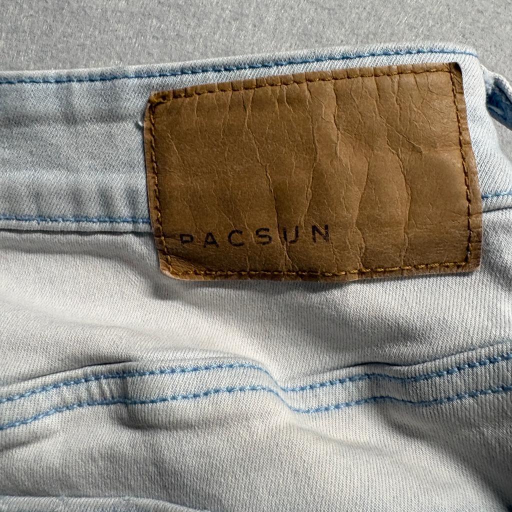 PacSun Stacked Skinny Jeans Mens 31x30 Light Wash Distressed Ripped Denim